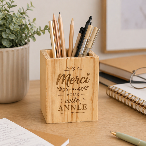 Pot à crayons en bois personnalisé – Merci pour cette année Tendance Cadeau - 1
