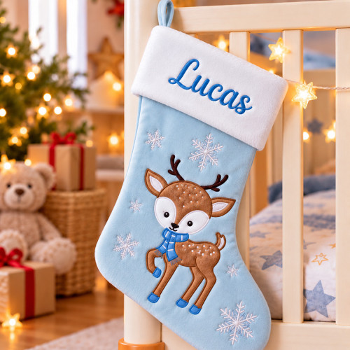 Chaussette de Noël biche bleue personnalisée avec prénom brodé Tendance Cadeau - 1