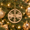 Boule de Noël Flocon personnalisée en bois – 9 cm Tendance Cadeau - 1